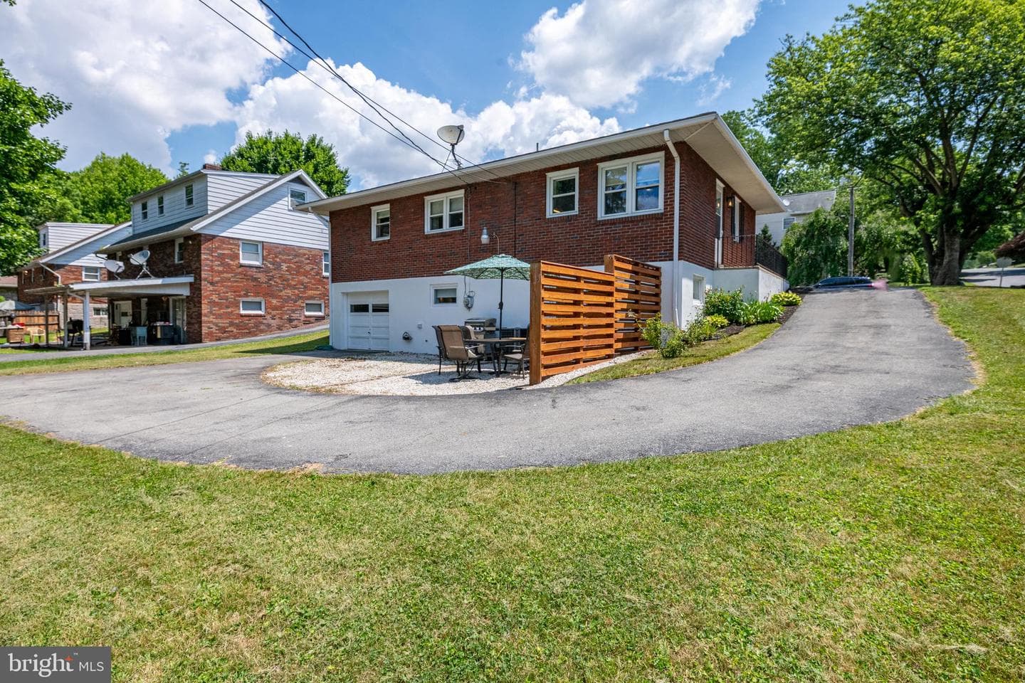 344 Pennwyn Place photo 31