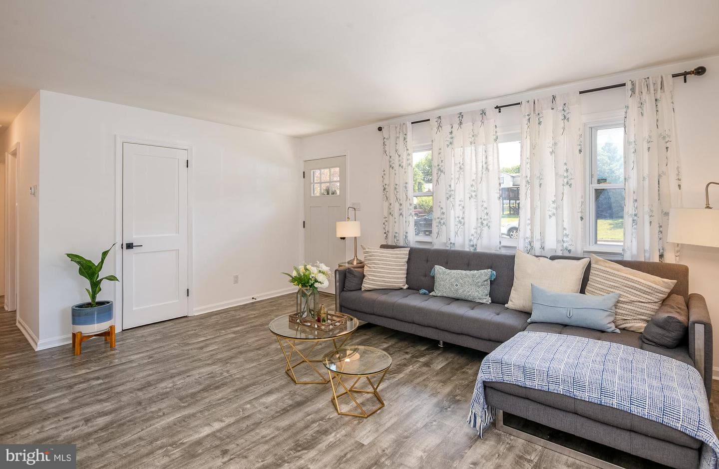344 Pennwyn Place photo 8