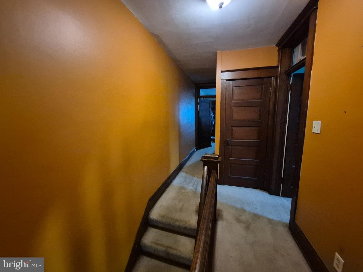 300 E Walnut Street photo 11