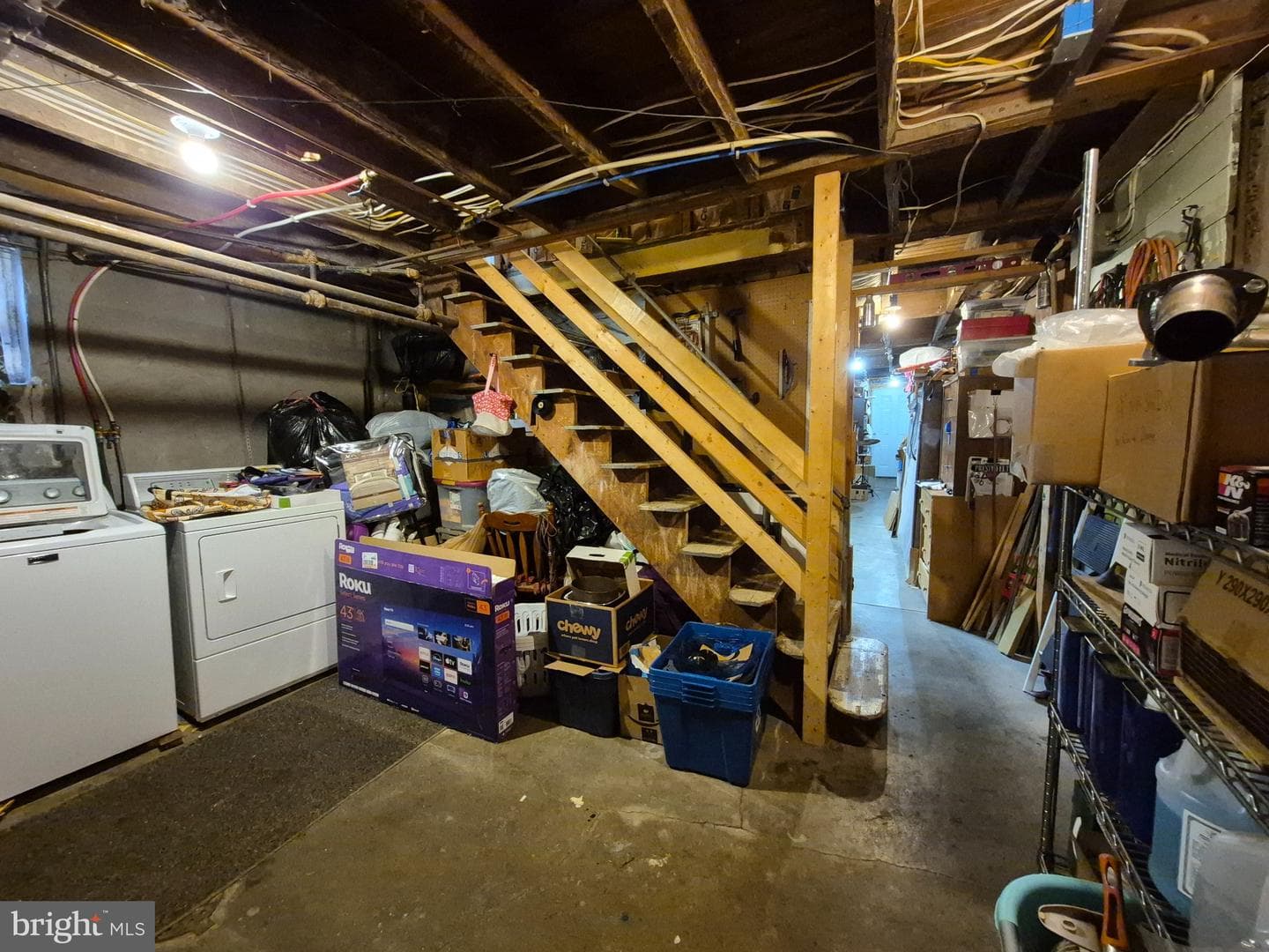 300 E Walnut Street photo 16