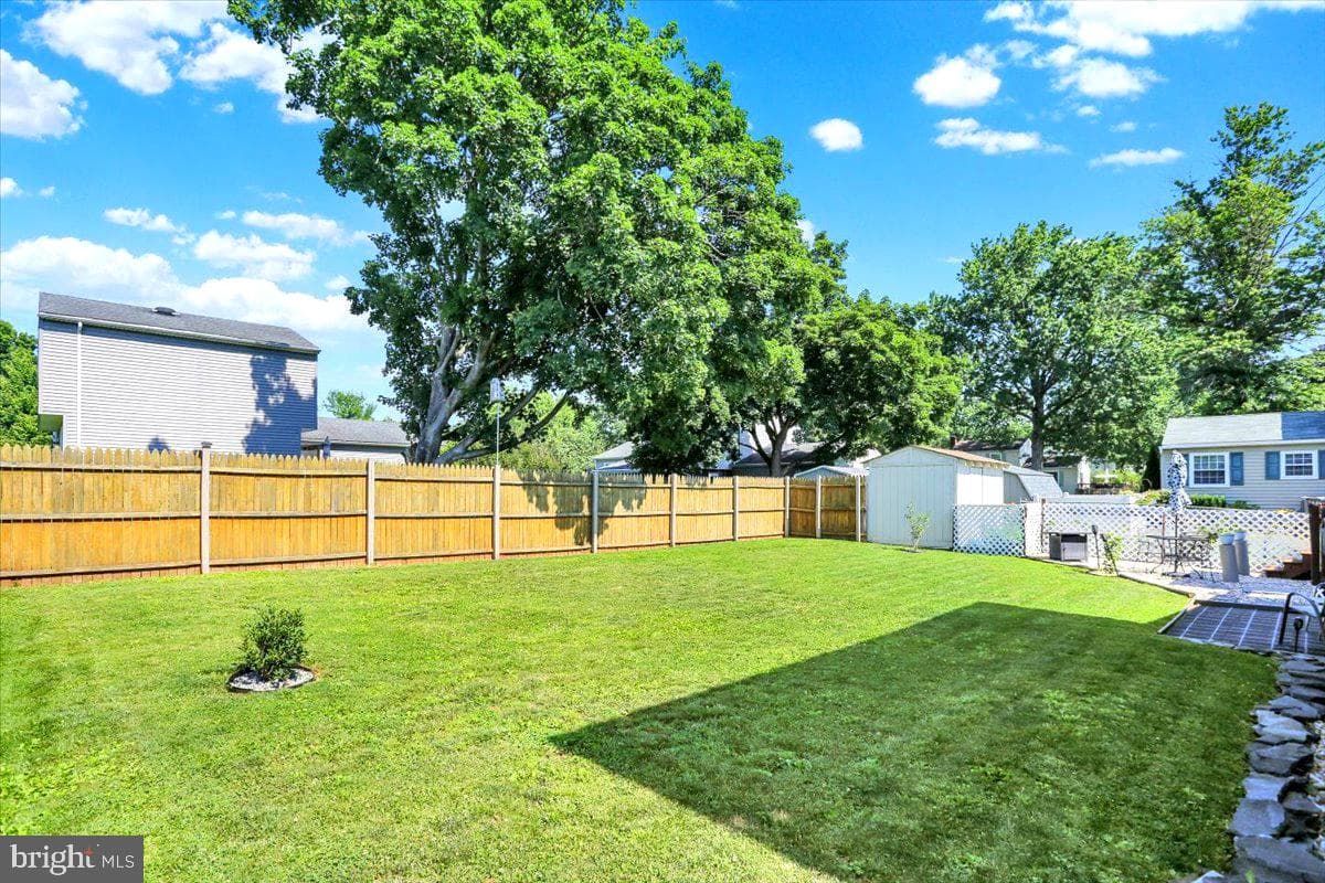 460 Moonflower Avenue photo 21