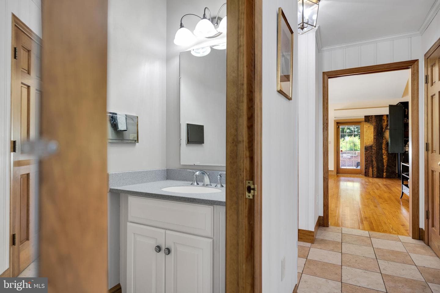 1800 Reading Boulevard photo 26