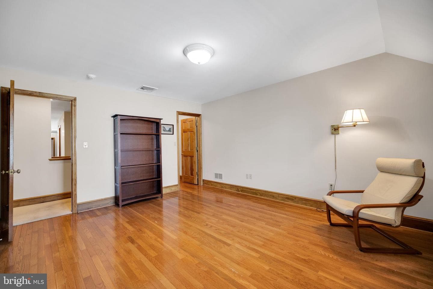 1800 Reading Boulevard photo 39