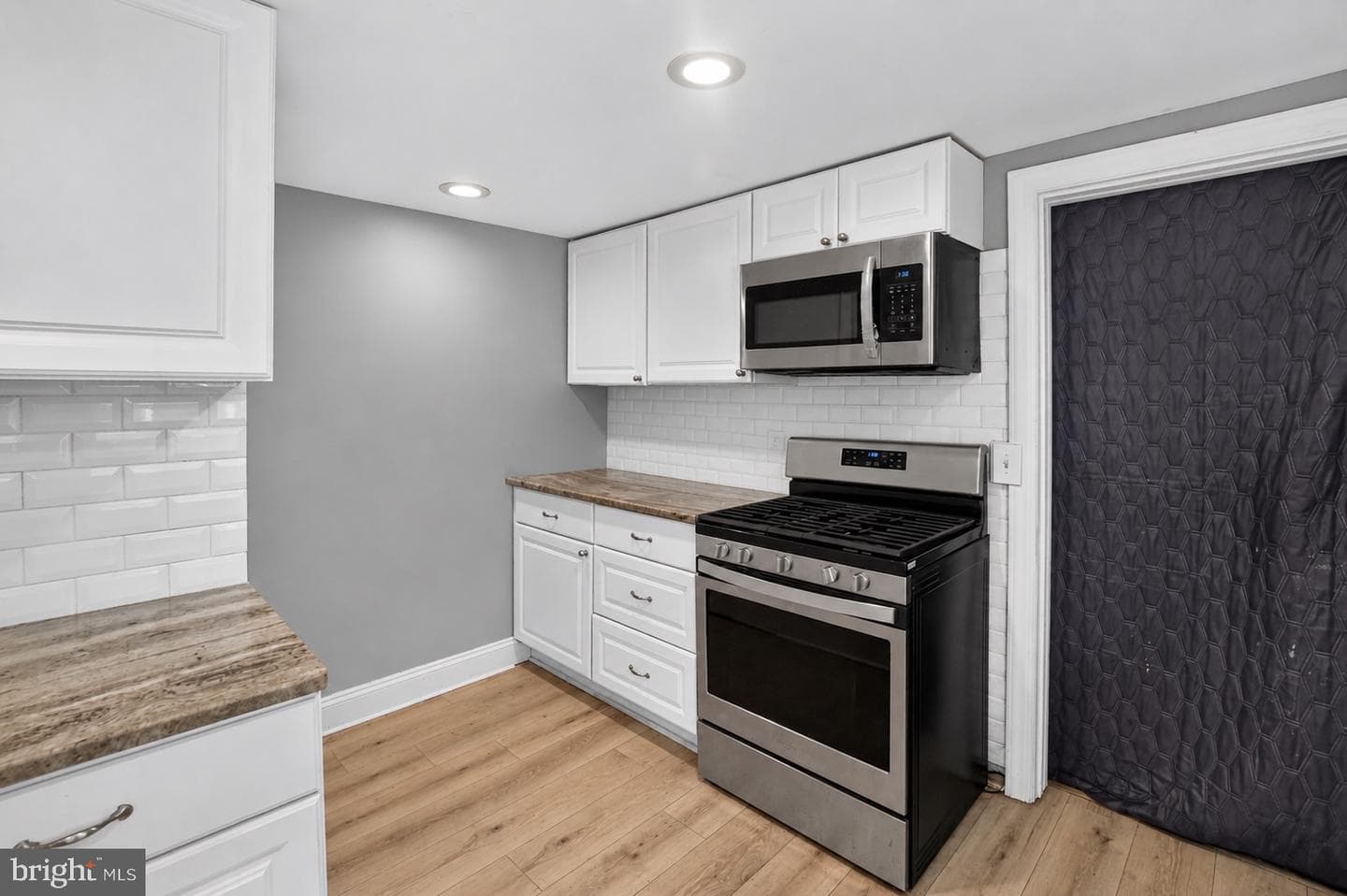 1104 Old Swede Road photo 12