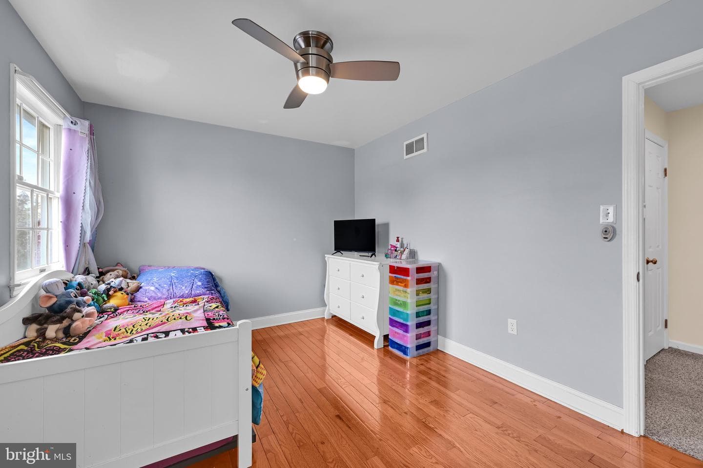 230 Hope Drive photo 20