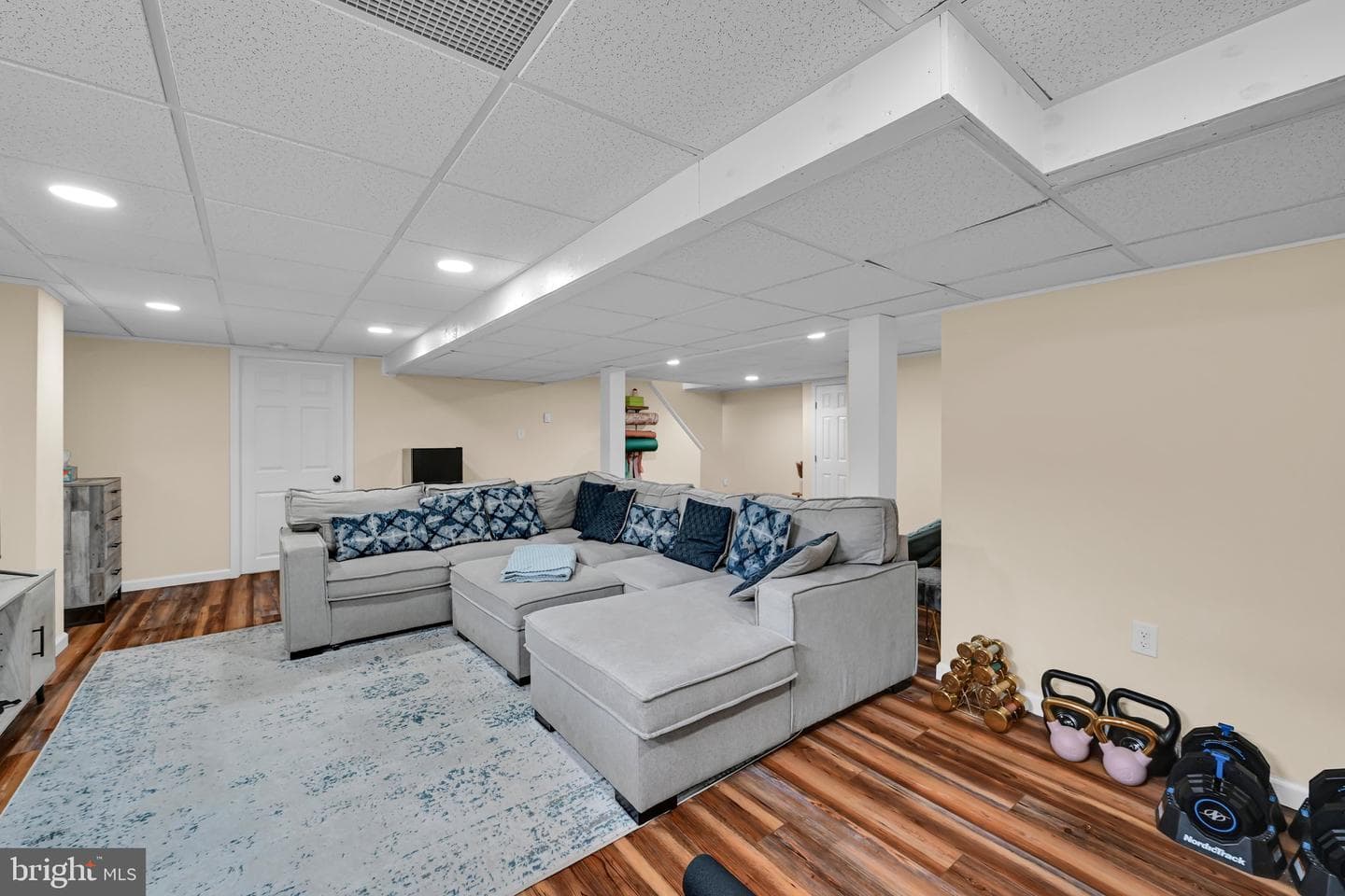 230 Hope Drive photo 34