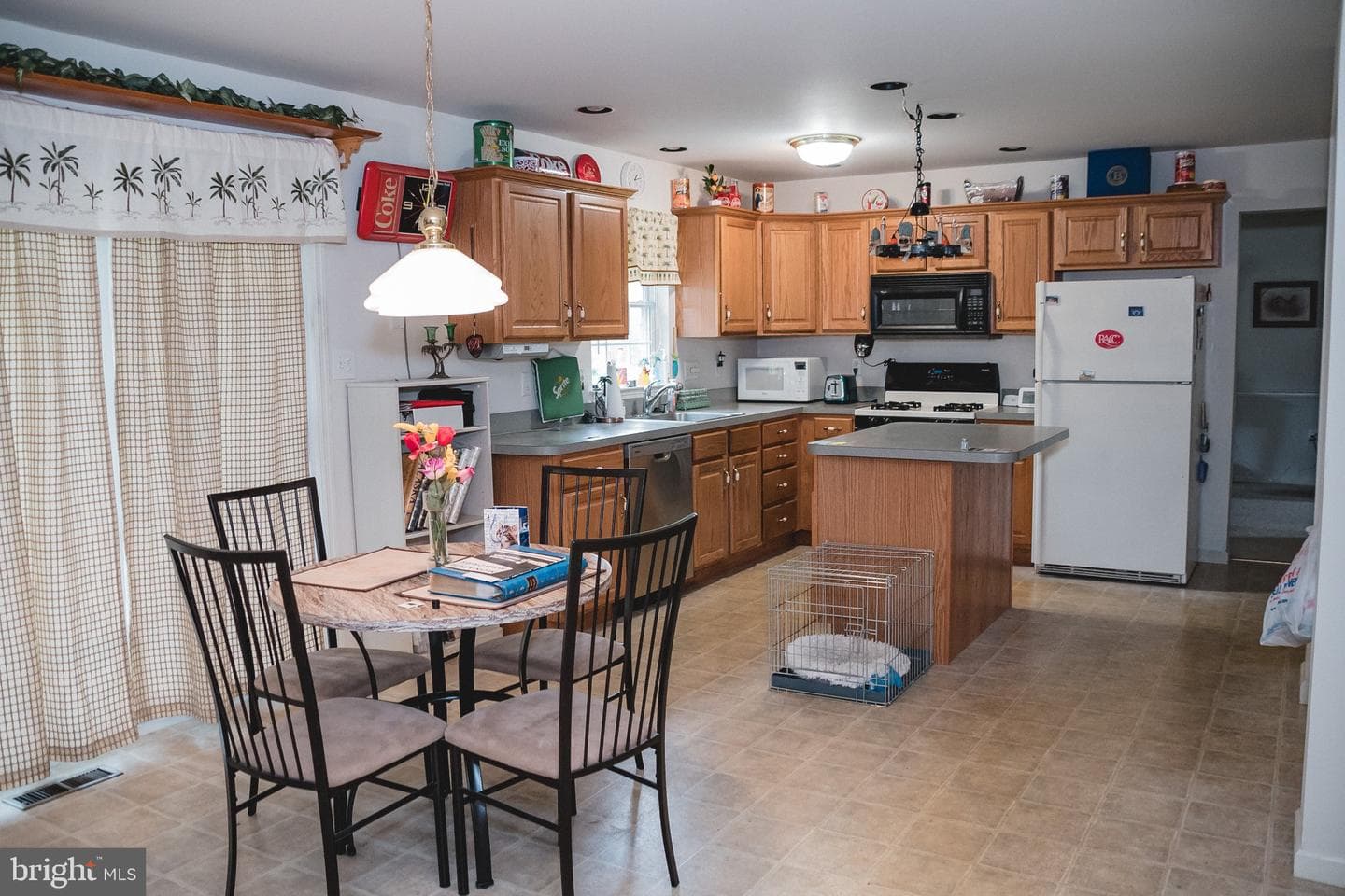 411 Wingspread Court photo 17