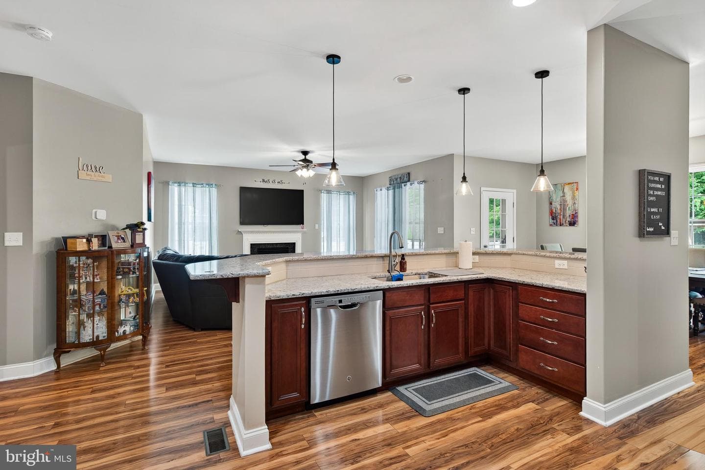 105 Woods Edge Drive photo 13