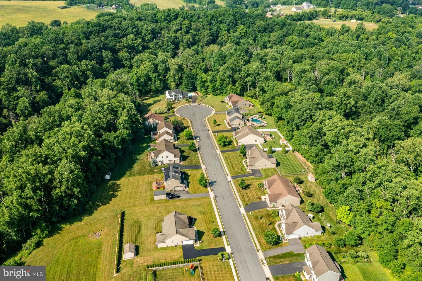 105 Woods Edge Drive photo 55