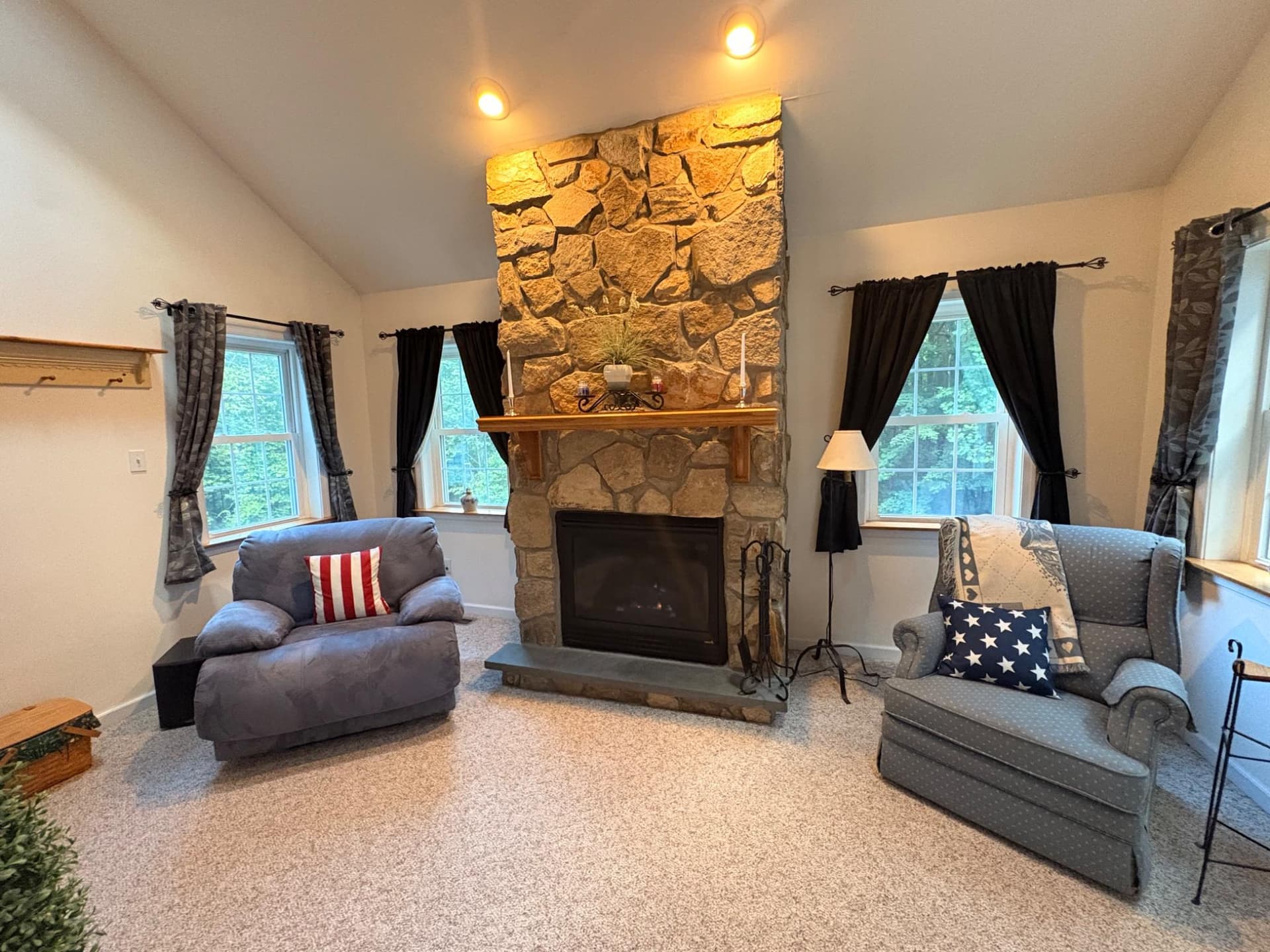 52 Hess Road photo 20