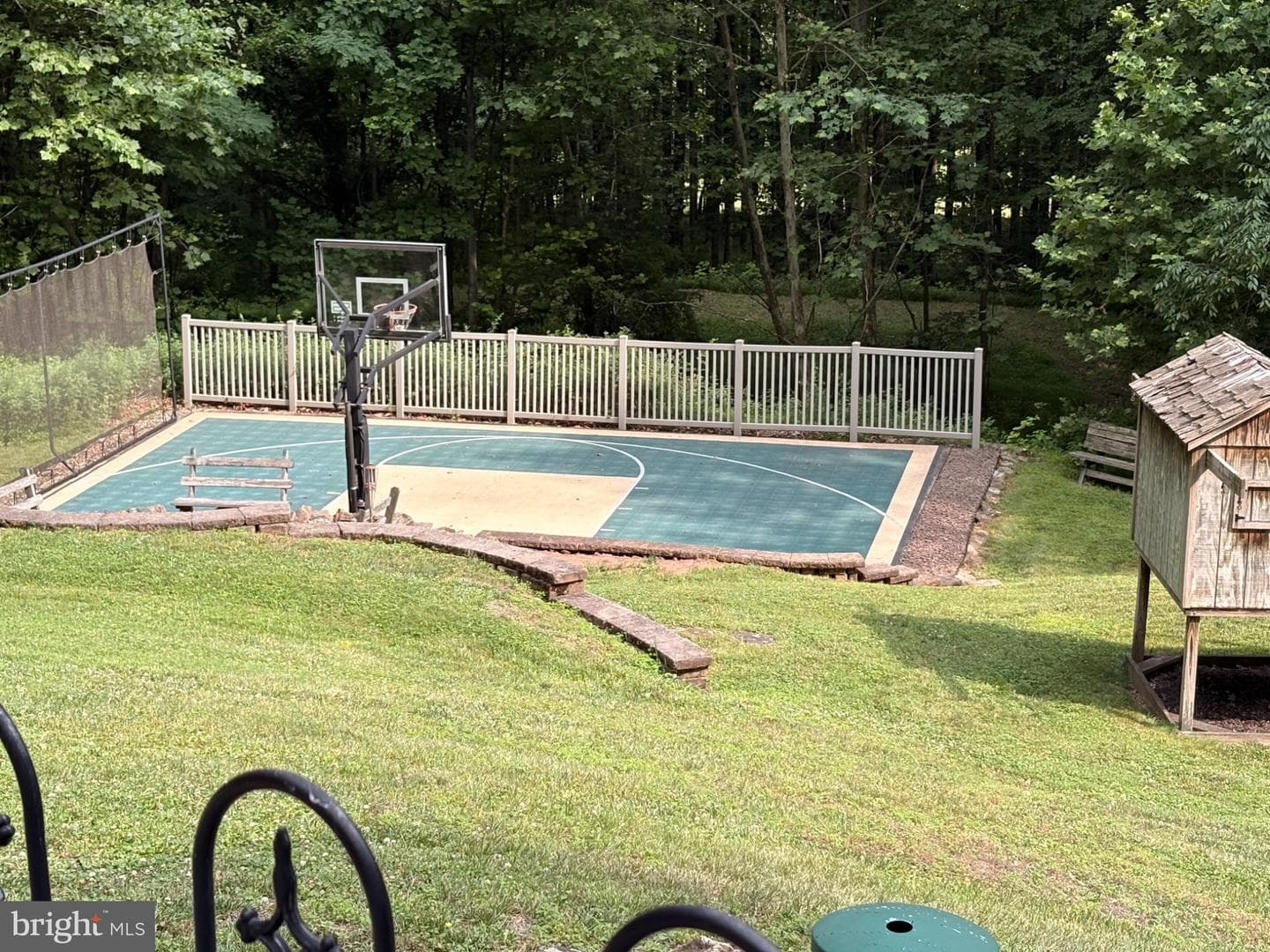 52 Hess Road photo 84