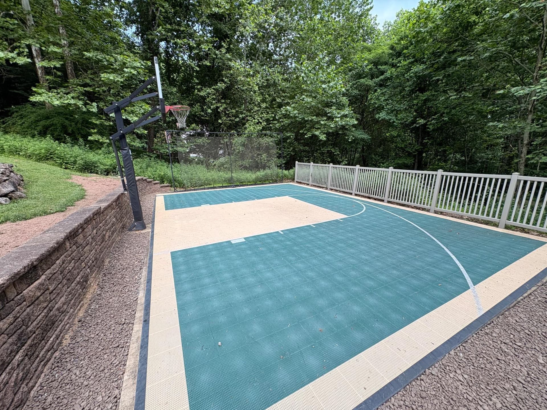 52 Hess Road photo 87