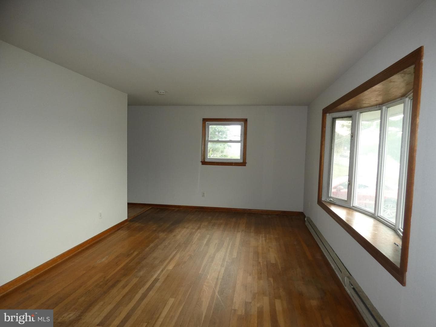 523 College Boulevard photo 13