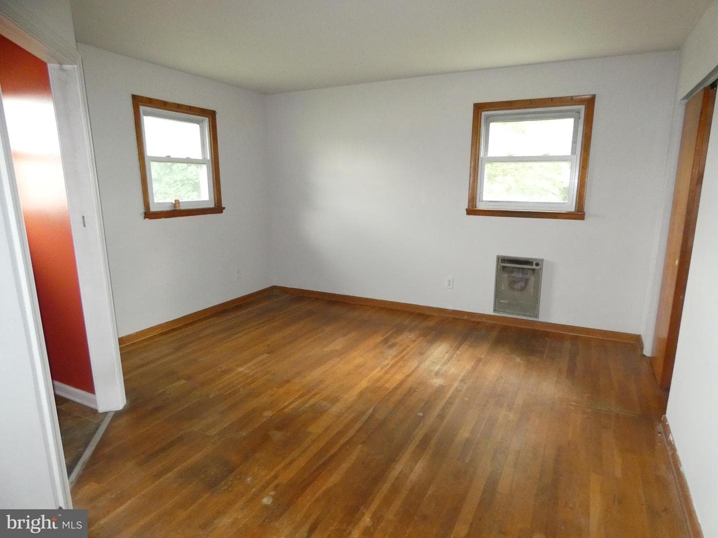 523 College Boulevard photo 17