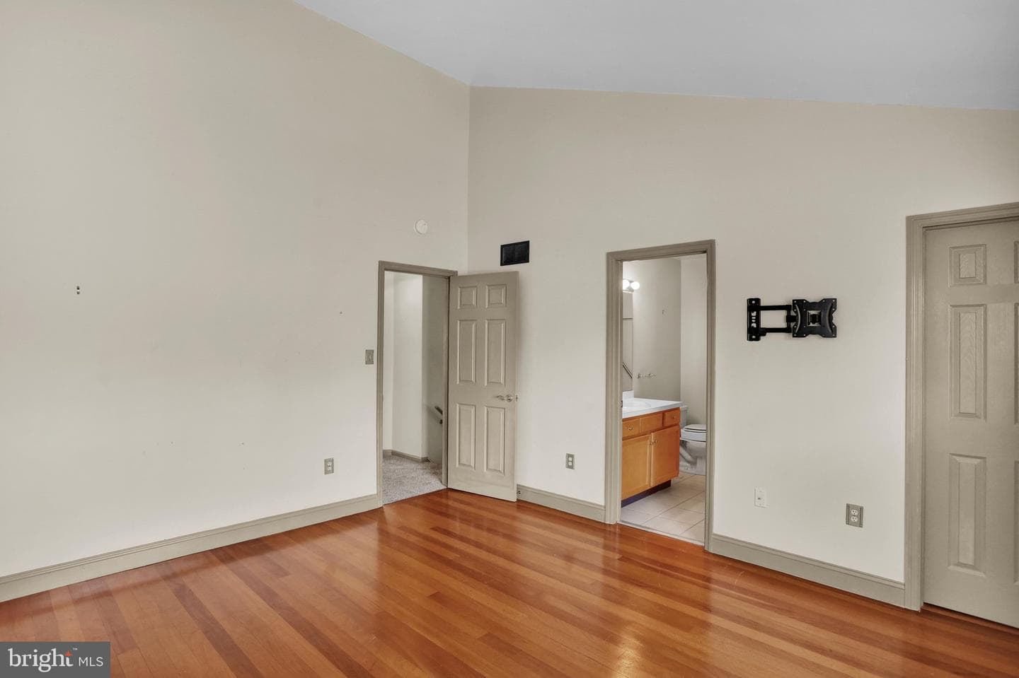 160 Hickory Lane photo 12
