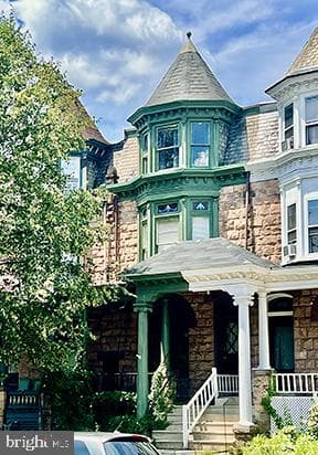 910 N 5th Street