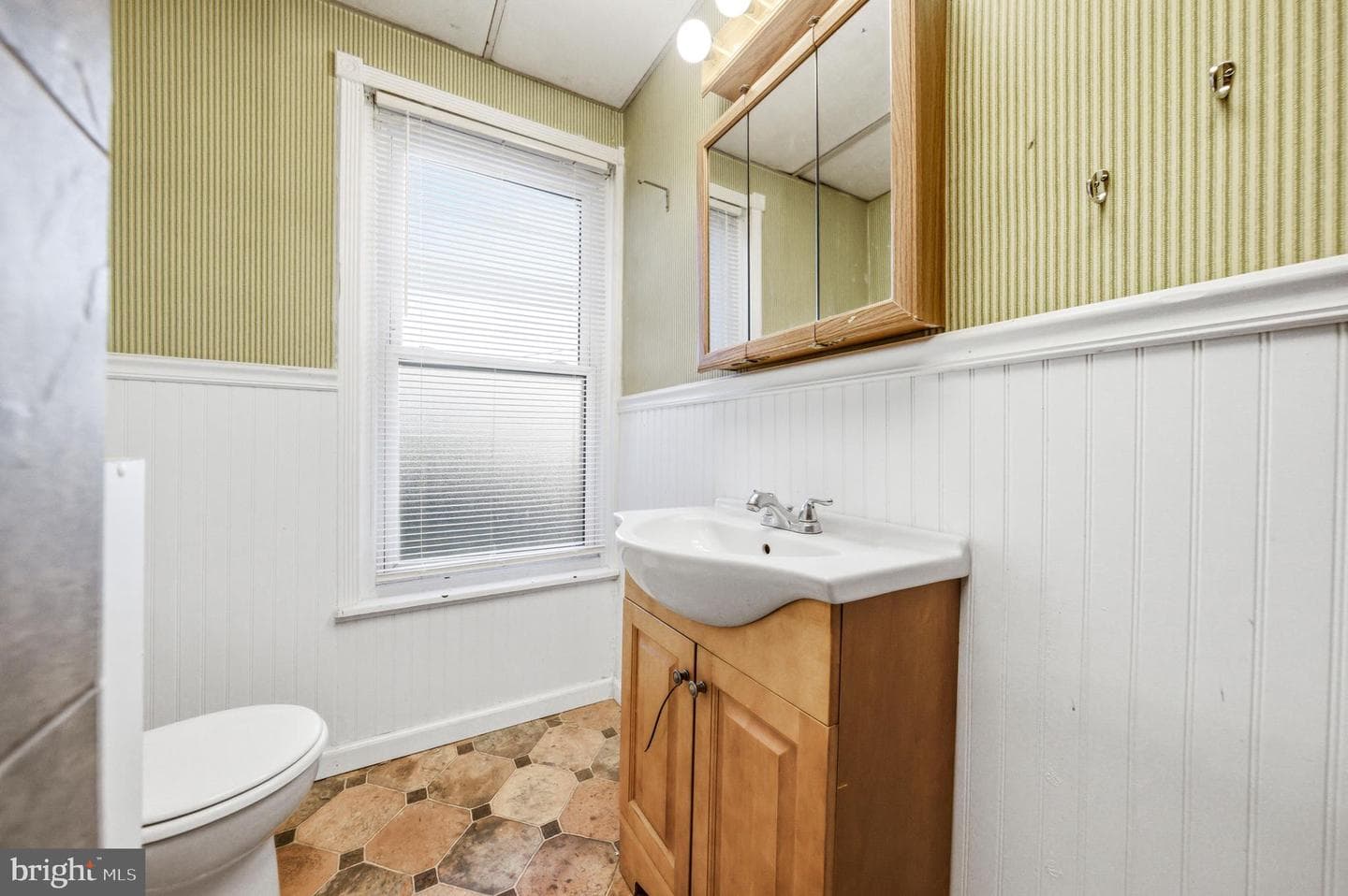 228 S Spruce Street photo 18