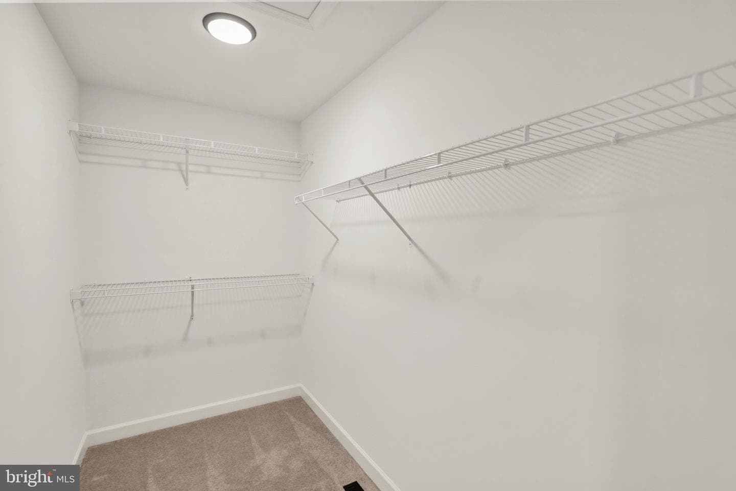 64 Middletown Road photo 29