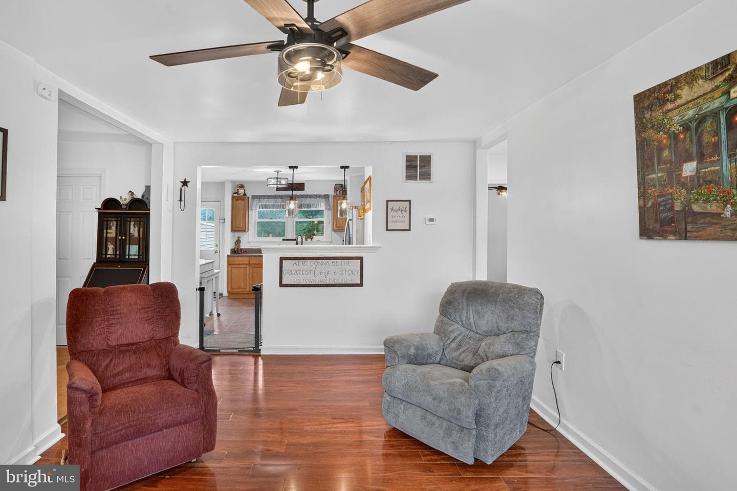 5905 Littlefield Avenue photo 12