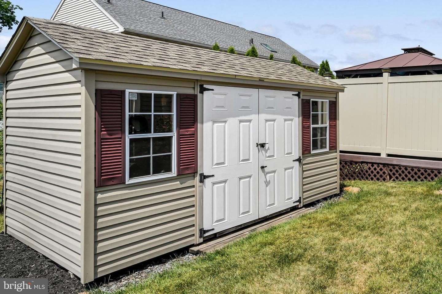 1018 Shilo Street photo 34