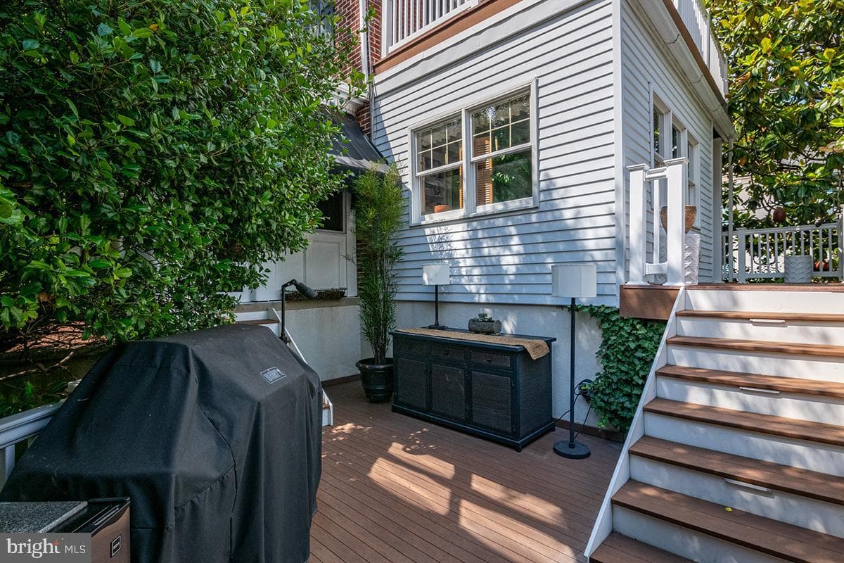 109 E 36th Street photo 42