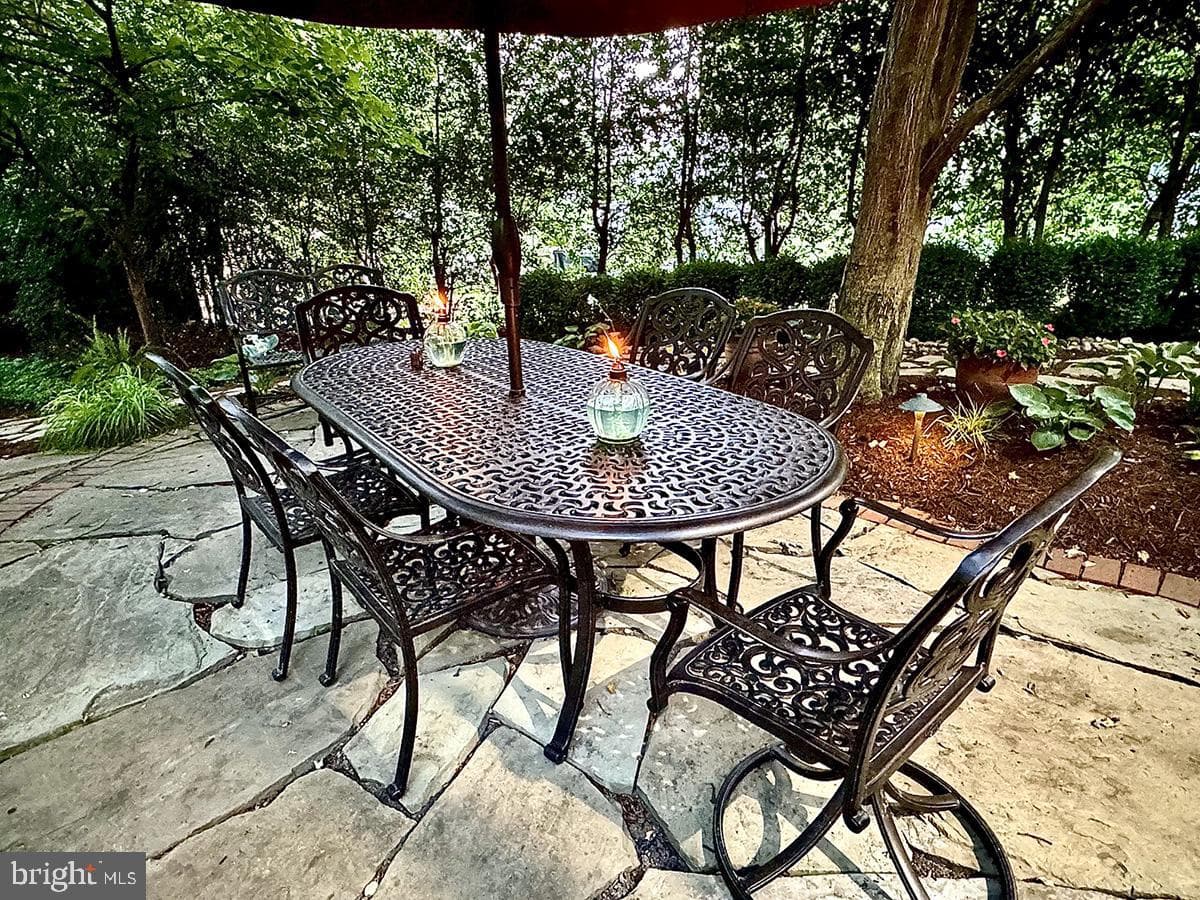 109 E 36th Street photo 68