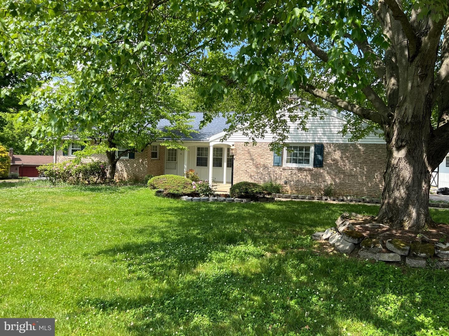 16 Wendy Road photo 4