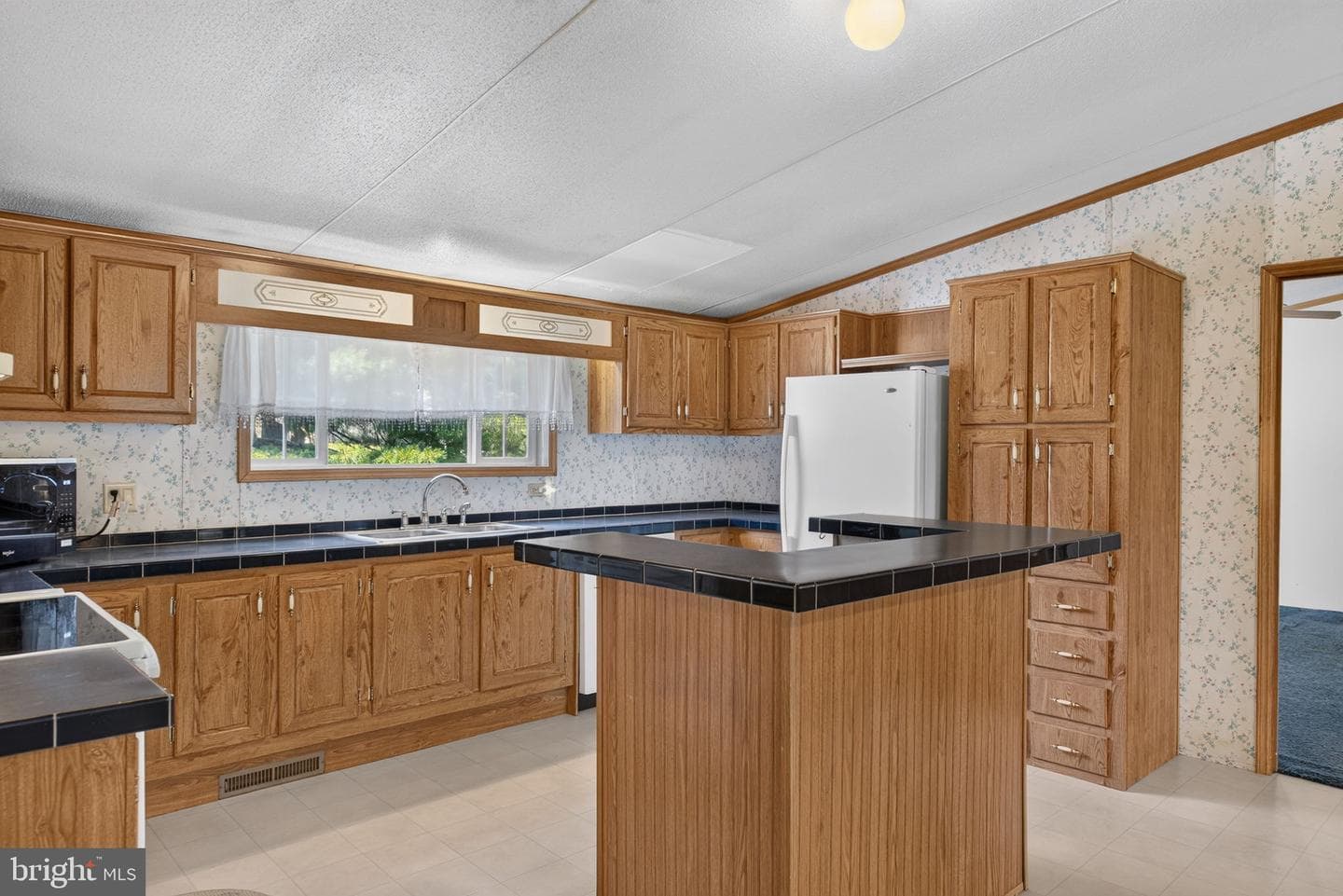 1910 Schubert Road #8 photo 8