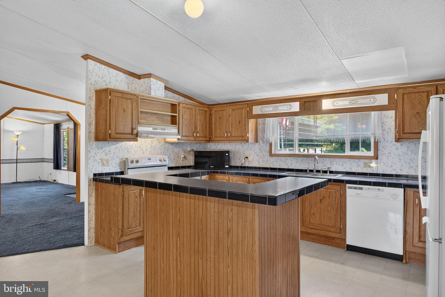 1910 Schubert Road #8 photo 9