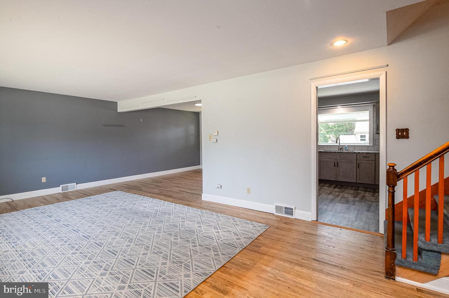 2401 Bell Drive photo 6
