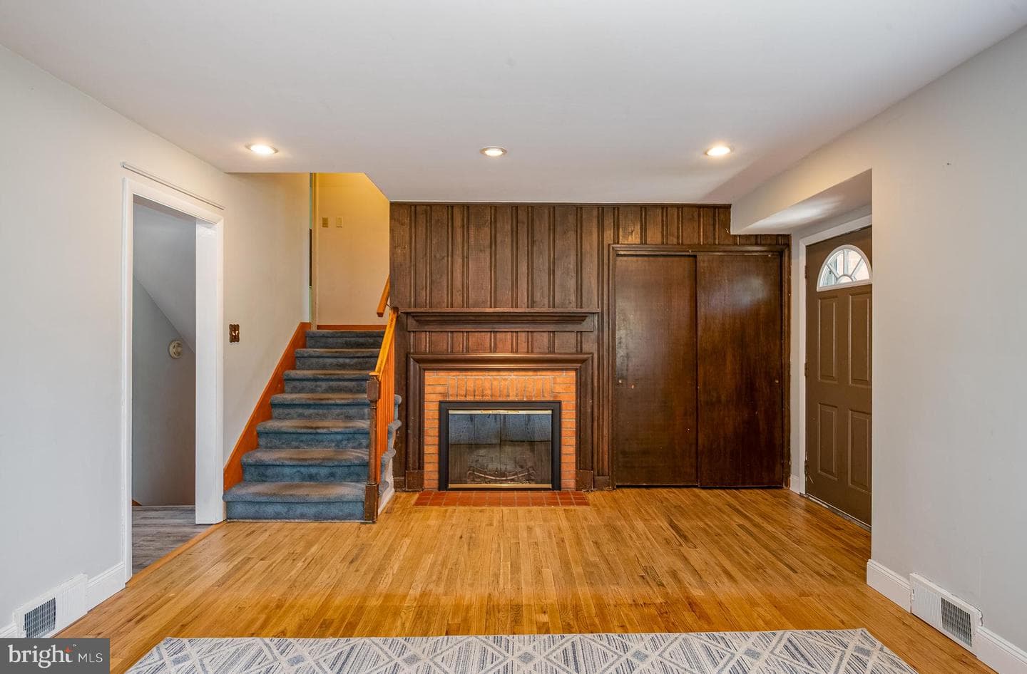 2401 Bell Drive photo 9