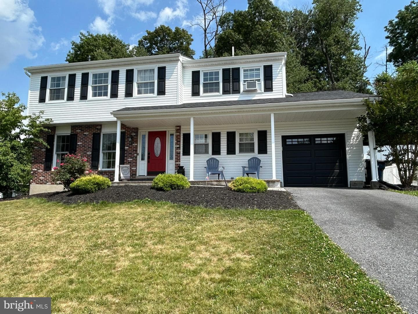 21 Matthew Drive photo 4