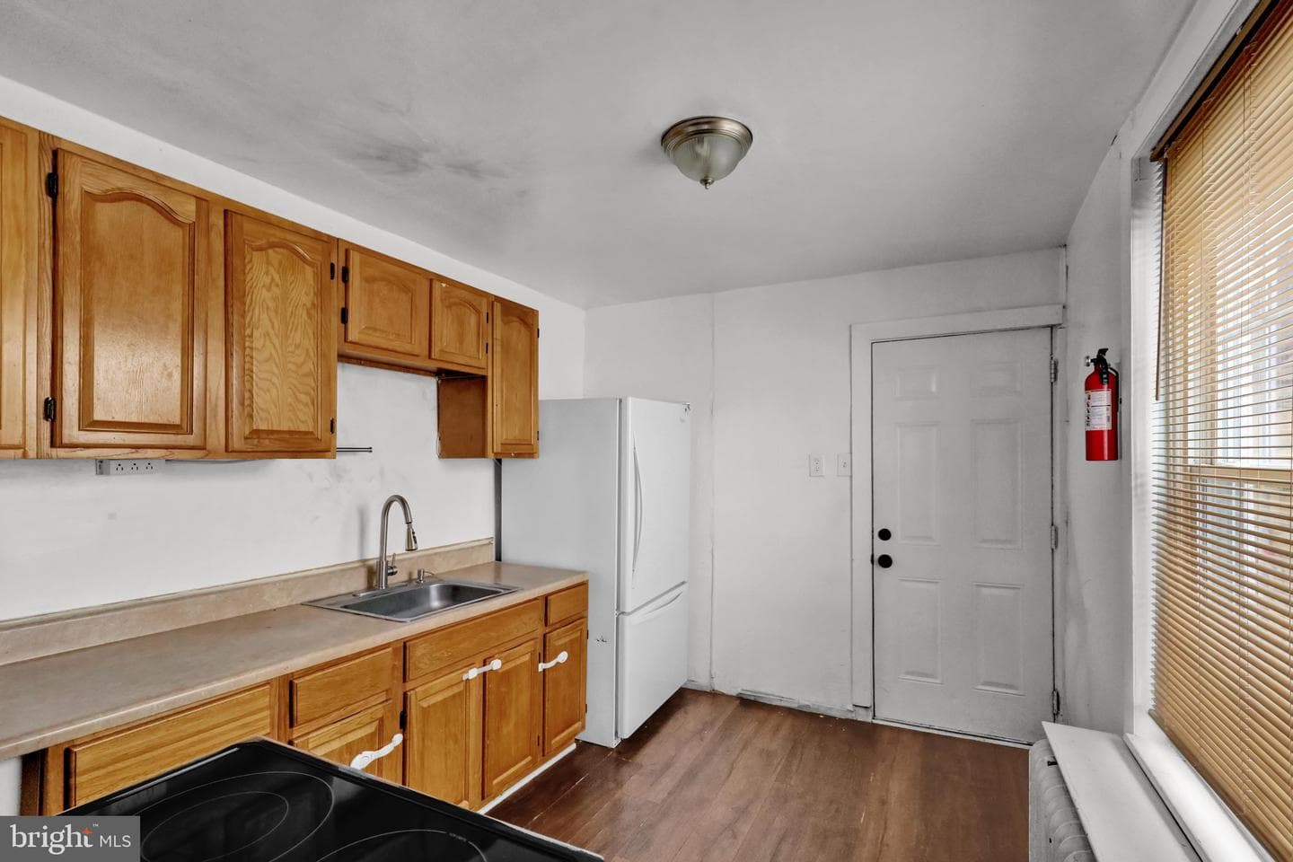 1329 Church Street photo 10