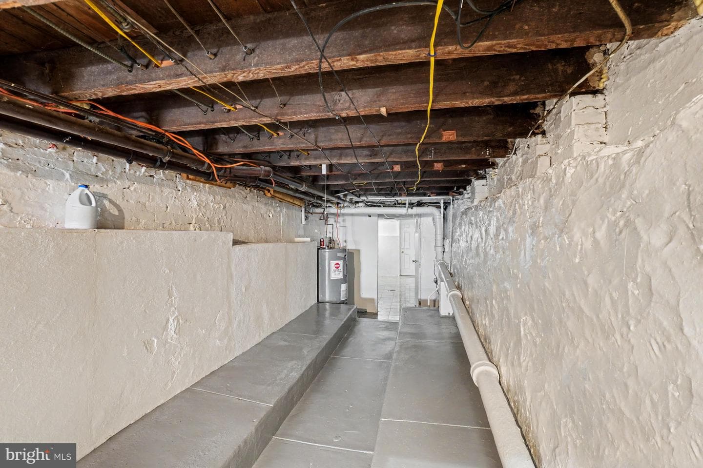 546 Locust Street photo 25