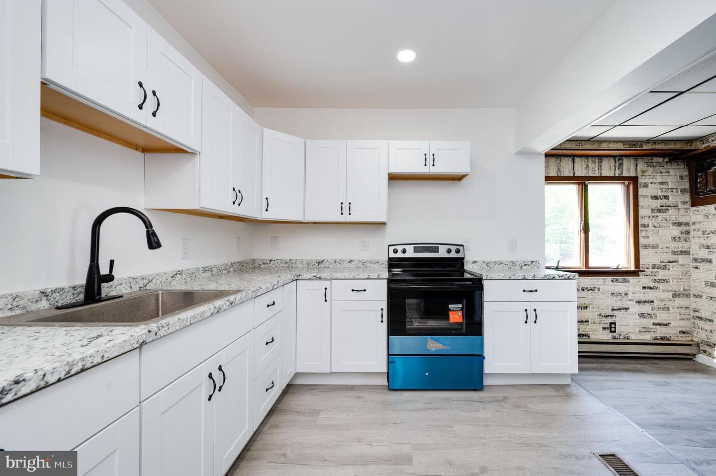1228 Linden Street photo 12