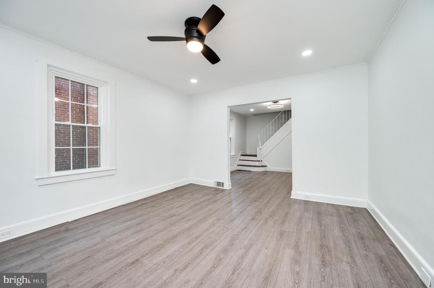 1228 Linden Street photo 5
