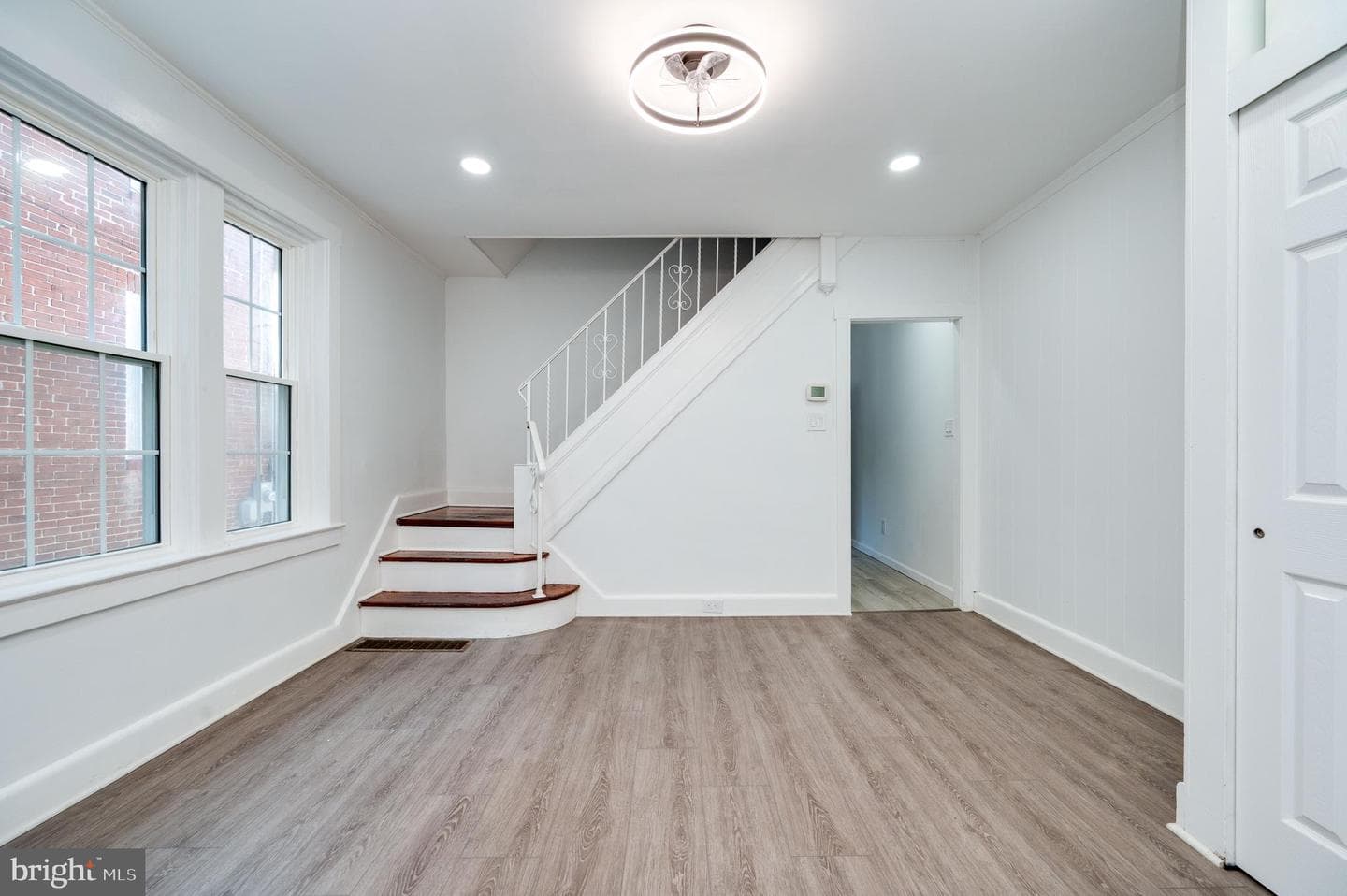 1228 Linden Street photo 8