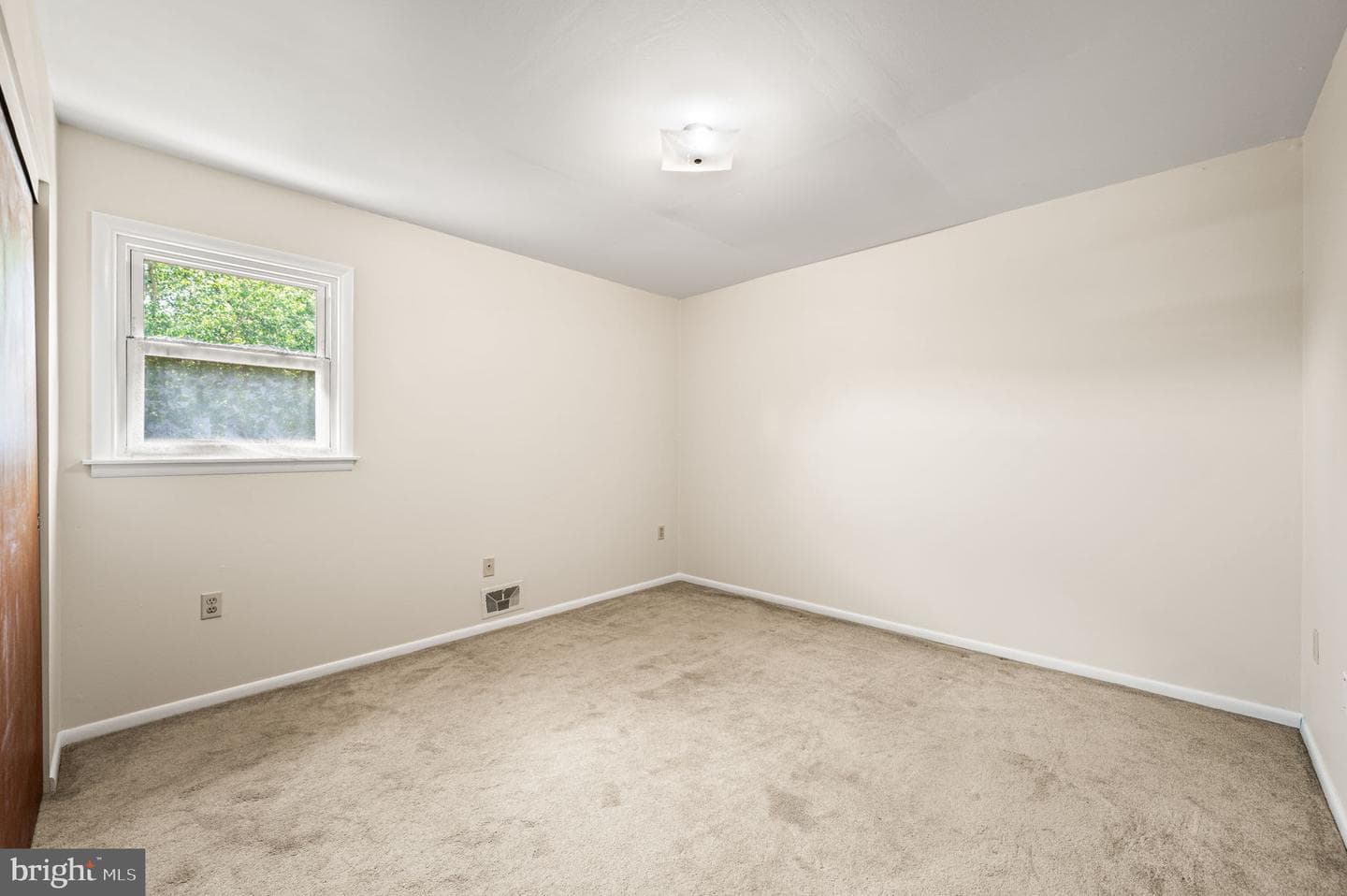 102 Village Drive photo 13
