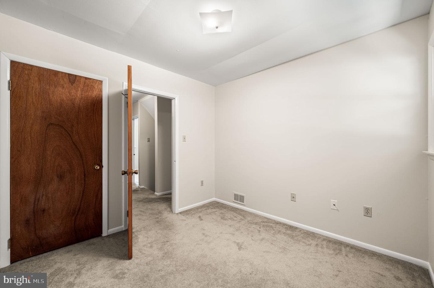 102 Village Drive photo 16