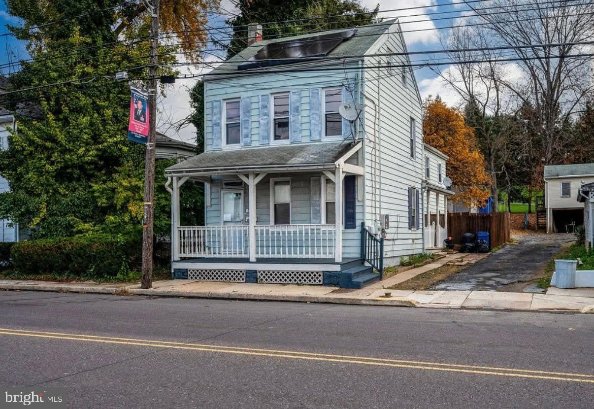 3019 Kutztown Road photo 1