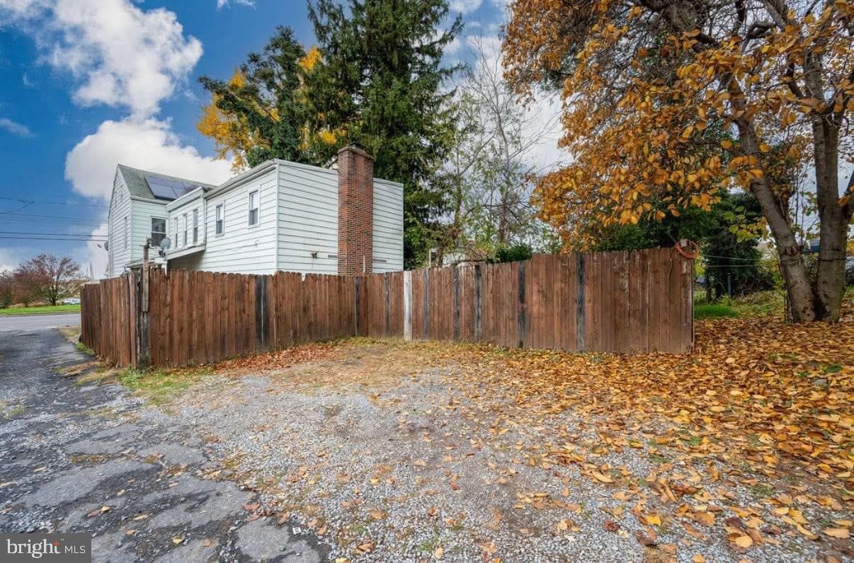 3019 Kutztown Road photo 8