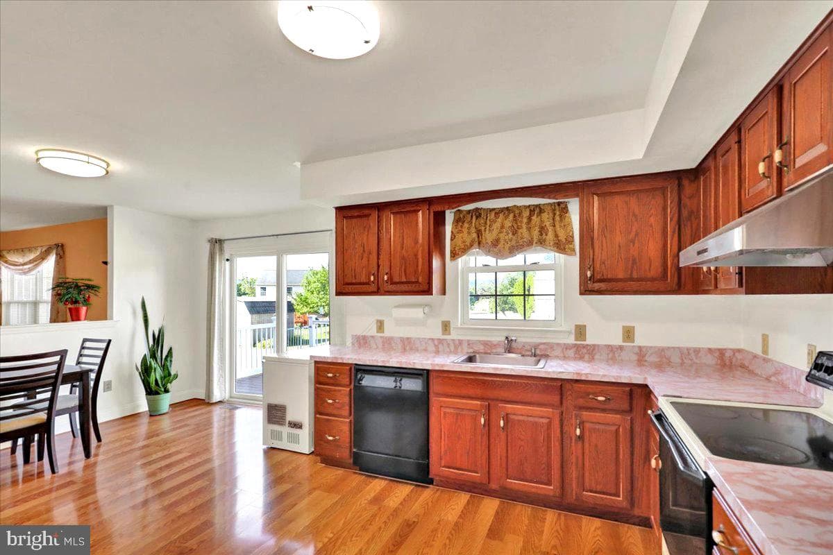209 Battenkill Drive photo 4