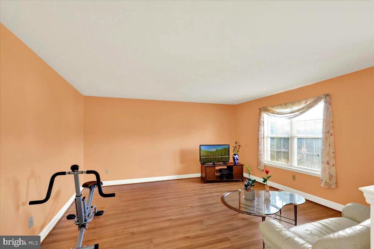 209 Battenkill Drive photo 9