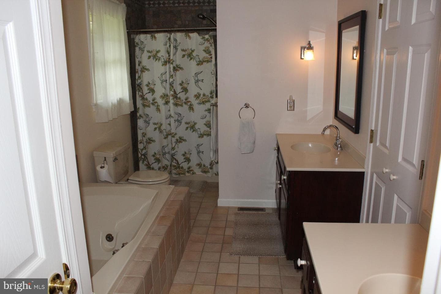 250 Indian Lane photo 33
