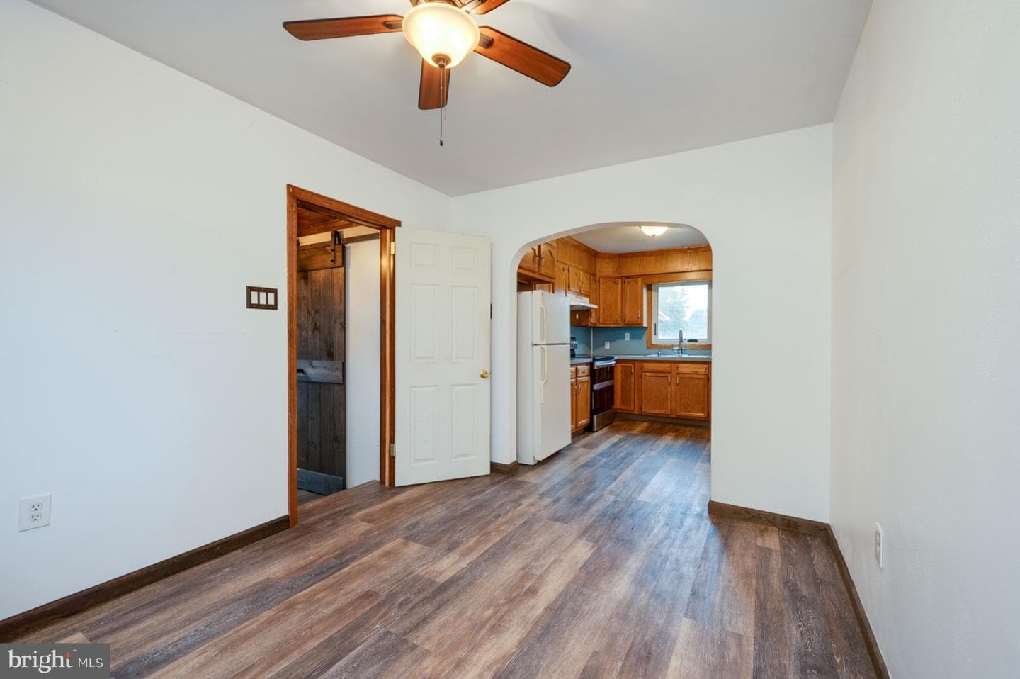 514 Curtis Avenue photo 11