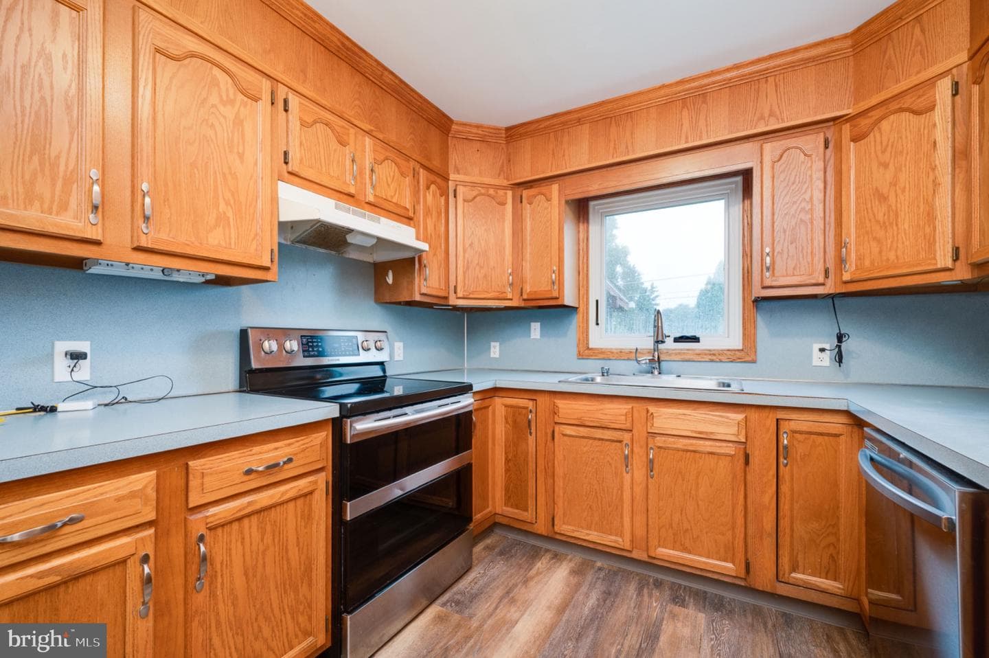 514 Curtis Avenue photo 14