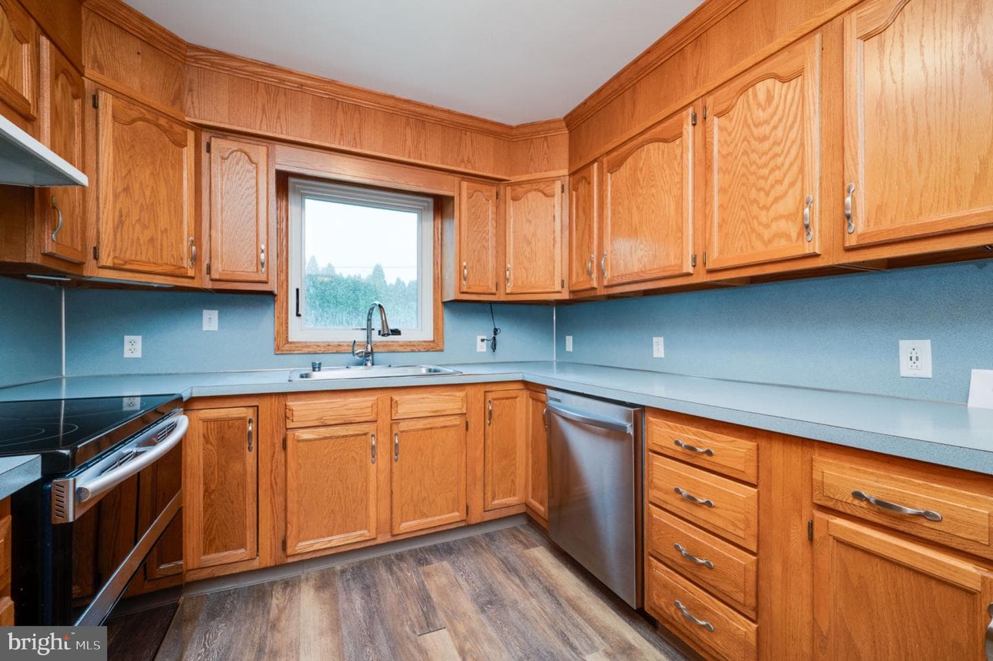 514 Curtis Avenue photo 15