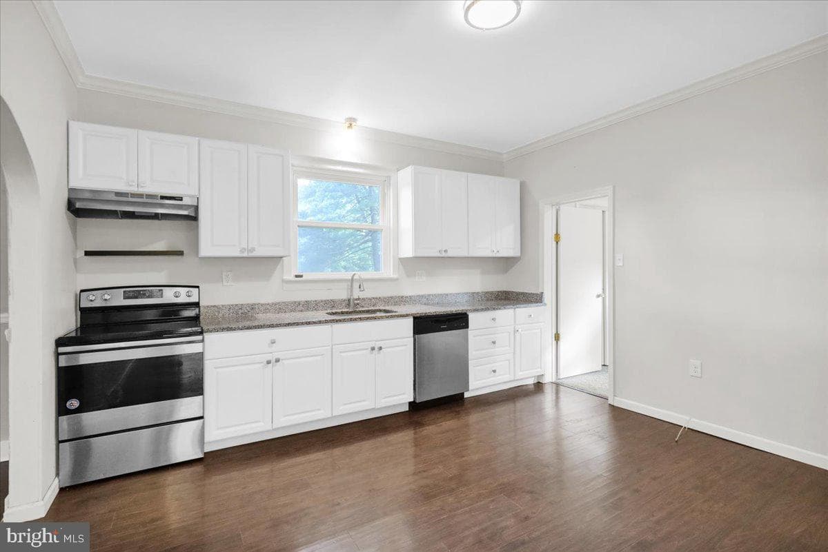 140 Pennwyn Place photo 8