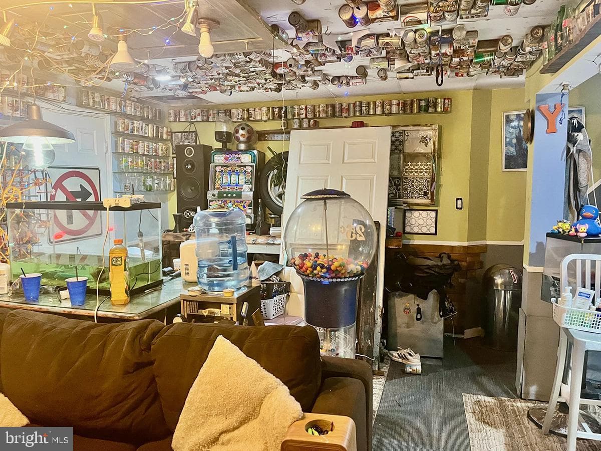 619 Maplewood Avenue photo 4