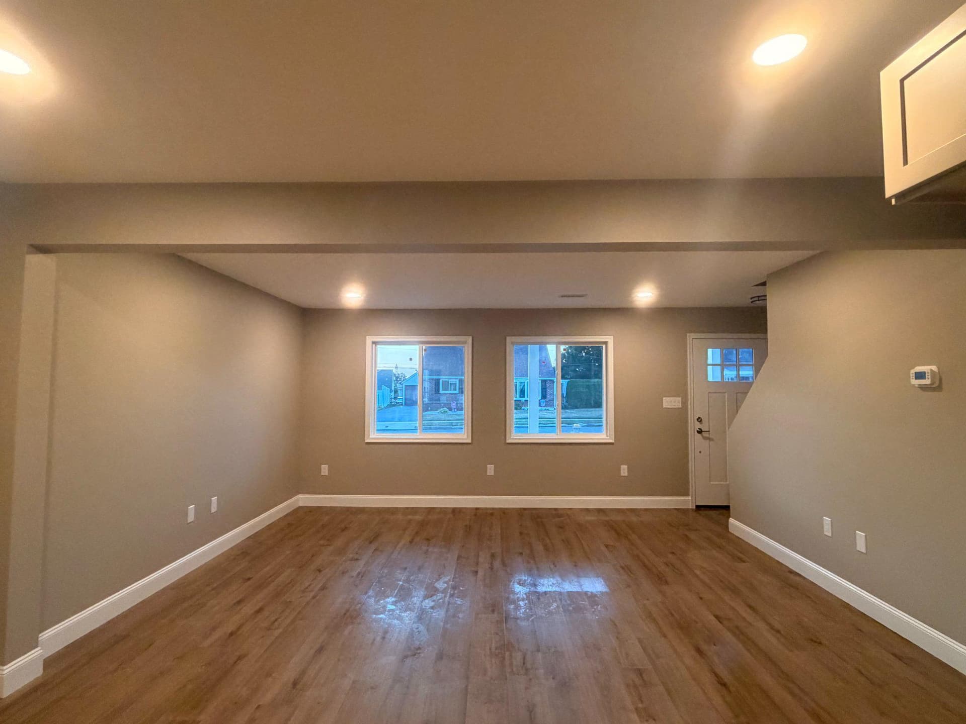 839 Hartman Avenue photo 5